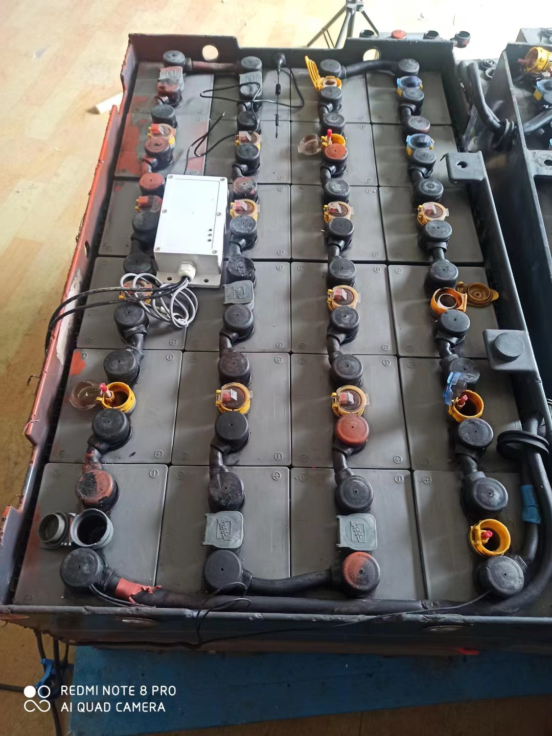 叉车电池安装IOT电池管理系统